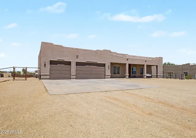Photo 3 of Single family home for sale at 21316 W Galvin St, Wittmann, AZ 85361 | MLS# 7077566 | Listing updated on 2026-09-09