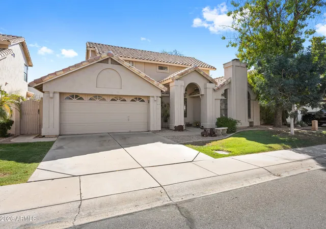 Photo 2 of Single family home for sale at 1717 E Watercress Ln, Gilbert, AZ 85234 | MLS# 7076759 | Listing updated on 2026-09-26