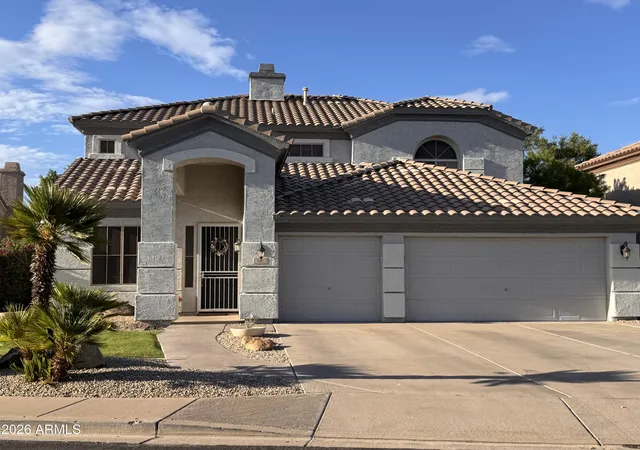Photo 1 of Single family home for sale at 320 W Leah Ave, Gilbert, AZ 85233 | MLS# 7076831 | Listing updated on 2026-09-14