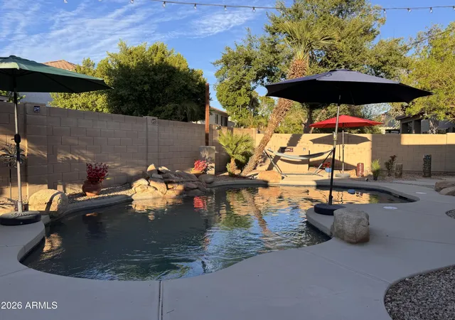 Photo 3 of Single family home for sale at 320 W Leah Ave, Gilbert, AZ 85233 | MLS# 7076831 | Listing updated on 2026-09-14