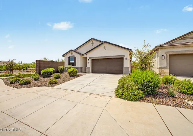 Photo 3 of Single family home for sale at 10056 S Saguaro Dr, Apache Junction, AZ 85120 | MLS# 7077056 | Listing updated on 2026-09-17