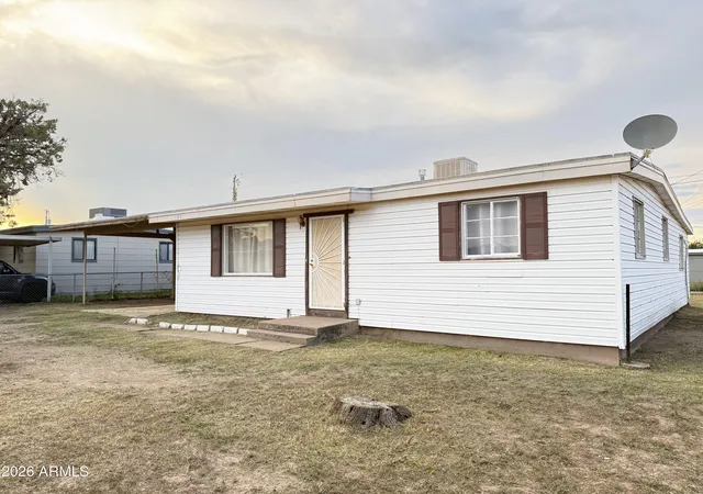 Photo 1 of Single family home for sale at 123 E Apache St, Huachuca City, AZ 85616 | MLS# 7076724 | Listing updated on 2026-09-07