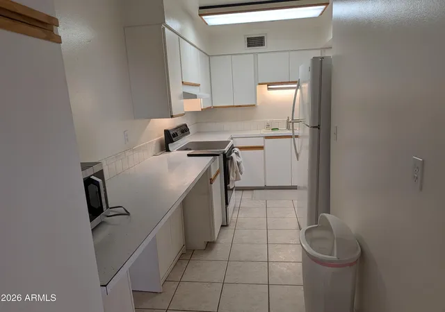 Photo 4 of Sale Pending at 1907 N 42nd Street, Phoenix, AZ 85008 | MLS# 7077093 | Listing updated on 2026-09-21