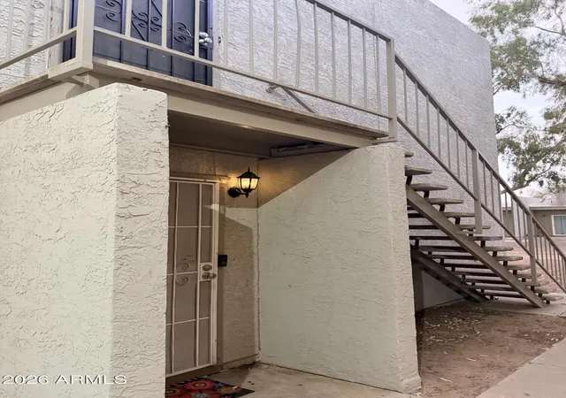 Photo 3 of Townhouse for sale at 2808 E Le Marche Ave, Phoenix, AZ 85032 | MLS# 7076952 | Listing updated on 2026-09-17