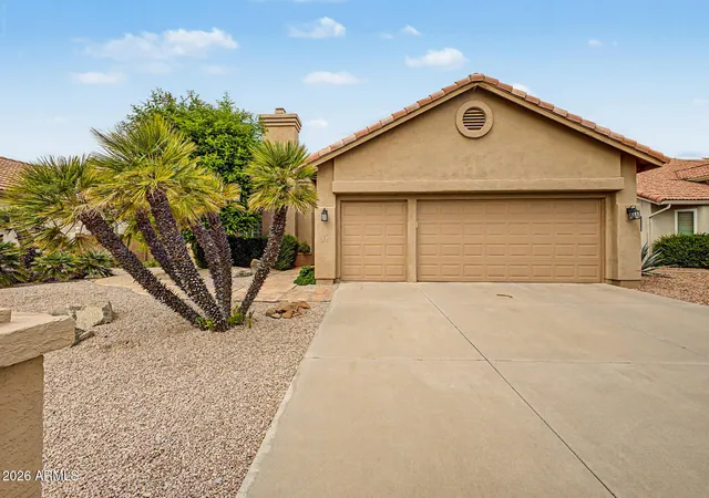 Photo 2 of Single family home for sale at 25236 S Flame Tree Dr, Sun Lakes, AZ 85248 | MLS# 7077271 | Listing updated on 2026-09-13