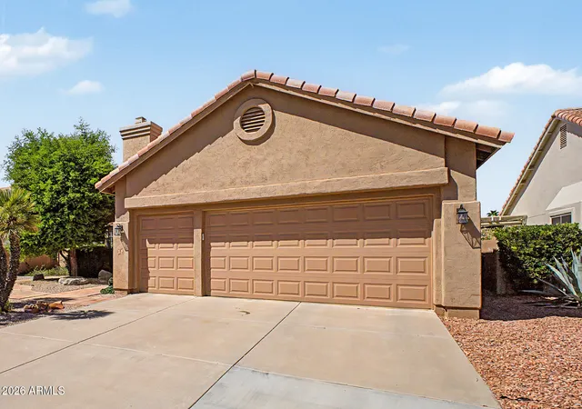 Photo 3 of Single family home for sale at 25236 S Flame Tree Dr, Sun Lakes, AZ 85248 | MLS# 7077271 | Listing updated on 2026-10-29