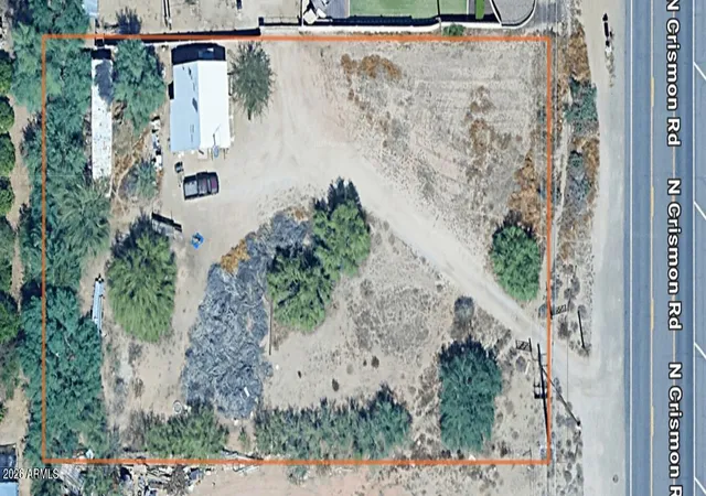 Photo 2 of Single family home for sale at 948 N Crismon Rd, Mesa, AZ 85207 | MLS# 7077075 | Listing updated on 2026-09-10