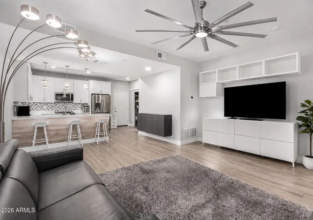 Townhouse for sale at 2821 S Skyline Dr #121, Mesa, AZ 85212 | MLS# 7076832