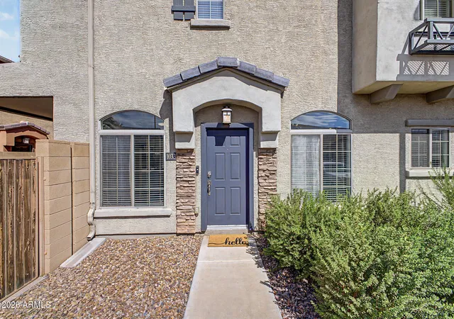 Photo 2 of Townhouse for sale at 1350 S Greenfield Rd #1033, Mesa, AZ 85206 | MLS# 7076881 | Listing updated on 2026-09-12