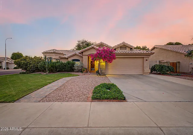 Photo 3 of Single family home for sale at 250 S Ash Dr, Chandler, AZ 85224 | MLS# 7076912 | Listing updated on 2026-10-09