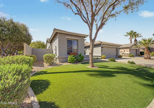 Photo 2 of Single family home for sale at 3697 E Oxford Ln, Gilbert, AZ 85295 | MLS# 7078828 | Listing updated on 2026-09-11