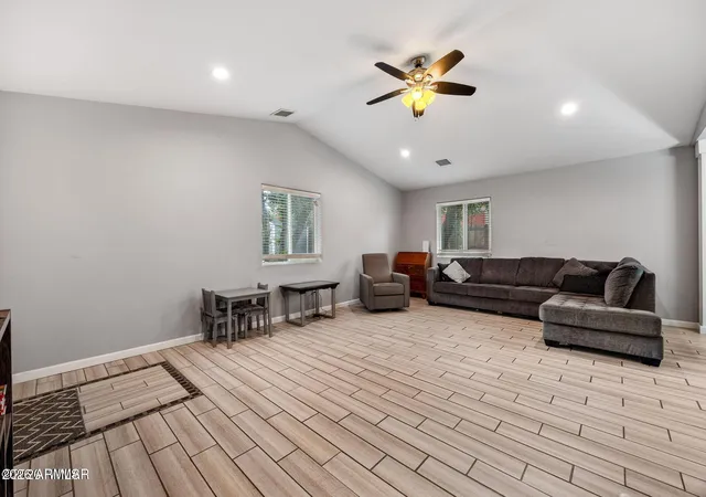 Photo 3 of Single family home for sale at 780 Fairway Dr, Show Low, AZ 85901 | MLS# 7076935 | Listing updated on 2026-10-18