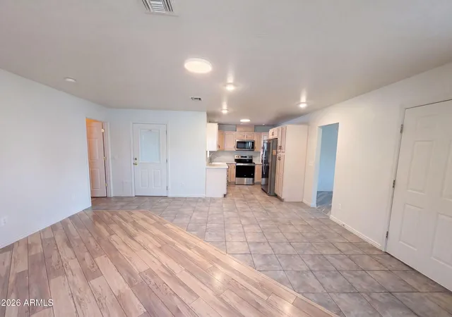 Photo 3 of Single family home for sale at 1738 W North Ln, Phoenix, AZ 85021 | MLS# 7076936 | Listing updated on 2026-09-08