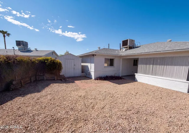 Photo 4 of Single family home for sale at 1738 W North Ln, Phoenix, AZ 85021 | MLS# 7076936 | Listing updated on 2026-09-08