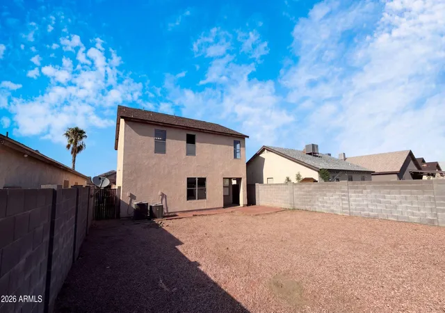 Photo 4 of Single family home for sale at 11517 W Larkspur Dr, El Mirage, AZ 85335 | MLS# 7076950 | Listing updated on 2026-09-17