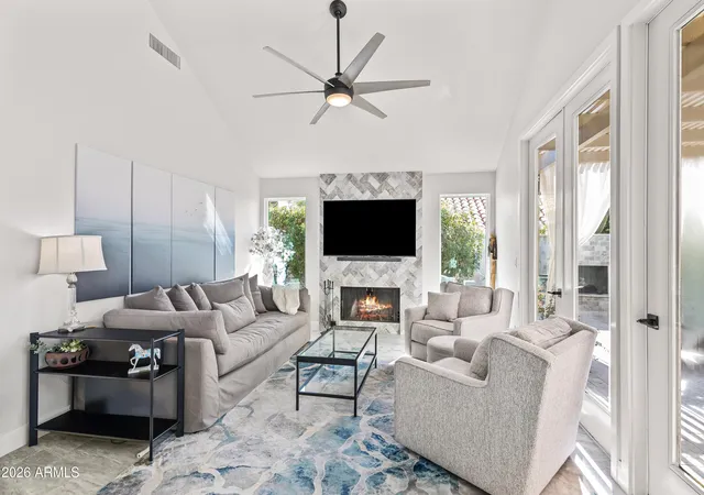 Photo 3 of Townhouse for sale at 13505 N 92nd Place, Scottsdale, AZ 85260 | MLS# 7077219 | Listing updated on 2026-09-09