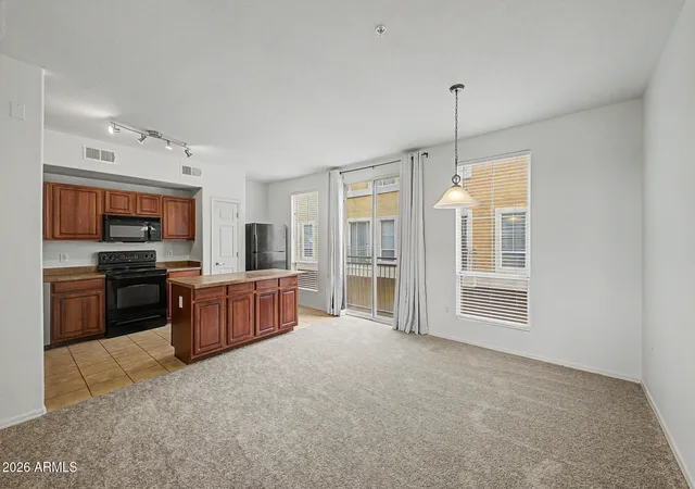 Photo 4 of Townhouse for sale at 18250 N Cave Crk Rd #144, Phoenix, AZ 85032 | MLS# 7079287 | Listing updated on 2026-09-13
