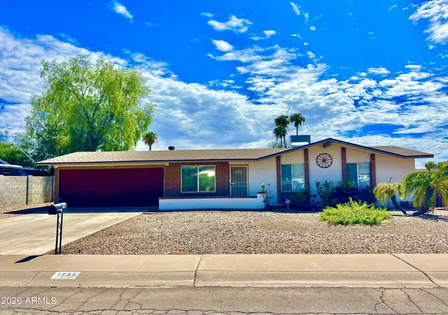 Single family home for sale at 1735 W Wagoner Rd, Phoenix, AZ 85023 | MLS# 7076993