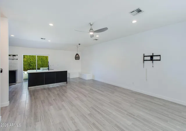 Photo 4 of Single family home for sale at 8150 E Columbus Ave, Scottsdale, AZ 85251 | MLS# 7077834 | Listing updated on 2026-09-18