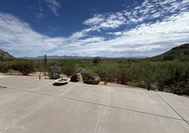Photo 2 of Single family home for sale at 5849 E Hummingbird Ln, Paradise Valley, AZ 85253 | MLS# 7077106 | Listing updated on 2026-09-08