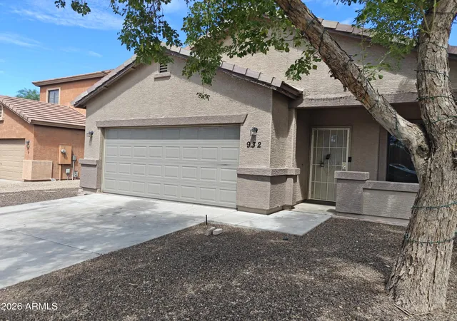 Photo 3 of Single family home for sale at 932 W Carter Rd, Phoenix, AZ 85041 | MLS# 7077014 | Listing updated on 2026-09-08
