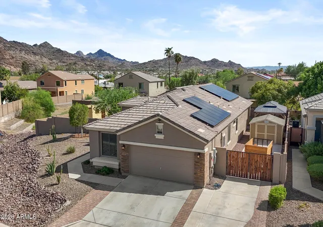Single family home for sale at 1229 E Shangri La Rd, Phoenix, AZ 85020 | MLS# 7077055