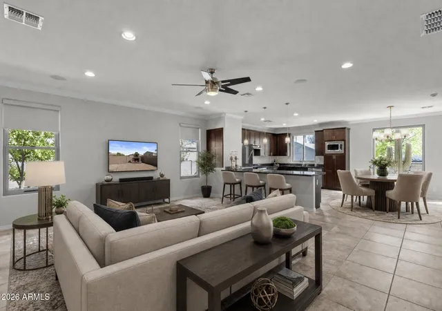 Photo 2 of Single family home for sale at 1229 E Shangri La Rd, Phoenix, AZ 85020 | MLS# 7077055 | Listing updated on 2026-09-13