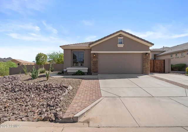 Photo 4 of Single family home for sale at 1229 E Shangri La Rd, Phoenix, AZ 85020 | MLS# 7077055 | Listing updated on 2026-09-13