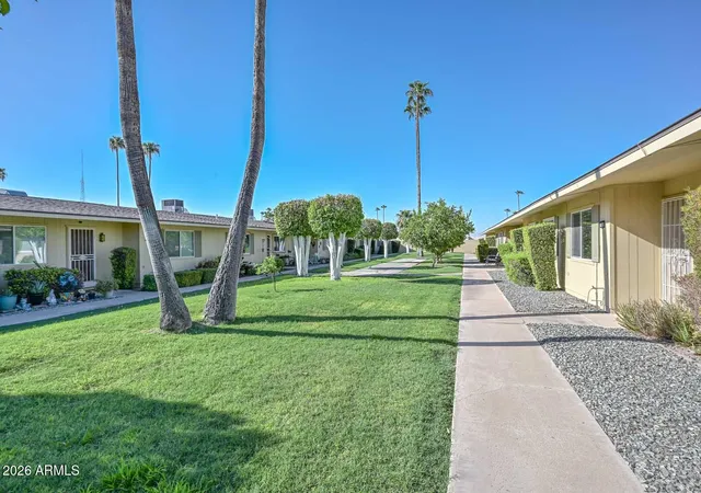 Photo 3 of Townhouse for sale at 10911 W Santa Fe Dr, Sun City, AZ 85351 | MLS# 7077332 | Listing updated on 2026-09-11