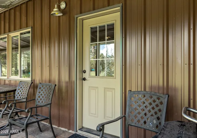 Photo 2 of Single family home for sale at 2970 Pine Rim Rd, Overgaard, AZ 85933 | MLS# 7077064 | Listing updated on 2026-09-08