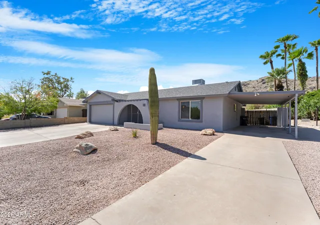 Photo 1 of Single family home for sale at 10002 S 44th Street, Phoenix, AZ 85044 | MLS# 7083976 | Listing updated on 2026-10-01