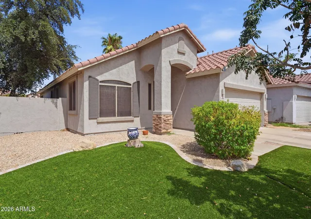 Photo 2 of Single family home for sale at 2420 E Darrel Rd, Phoenix, AZ 85042 | MLS# 7077778 | Listing updated on 2026-09-21
