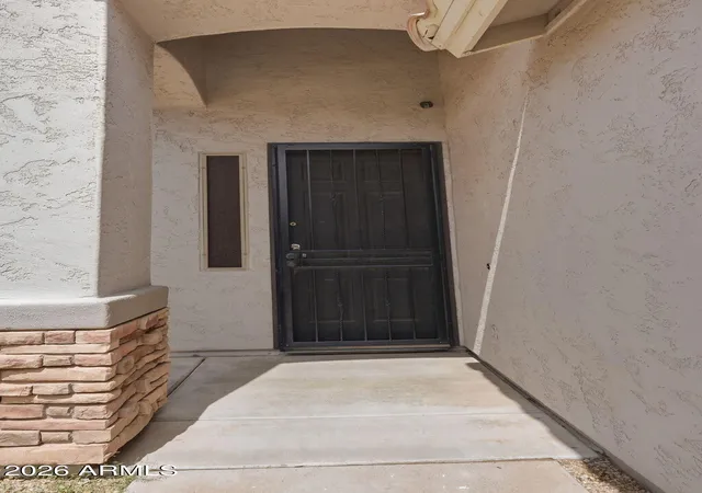 Photo 4 of Single family home for sale at 2420 E Darrel Rd, Phoenix, AZ 85042 | MLS# 7077778 | Listing updated on 2026-09-21