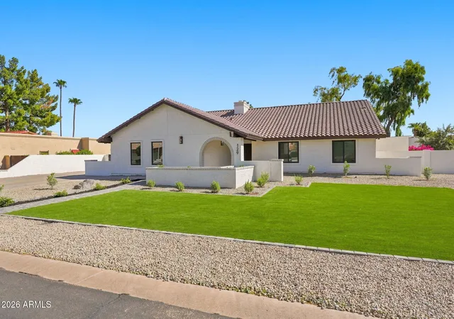 Photo 2 of Sale Pending at 129 E Citation Ln, Tempe, AZ 85284 | MLS# 7077239 | Listing updated on 2026-09-18
