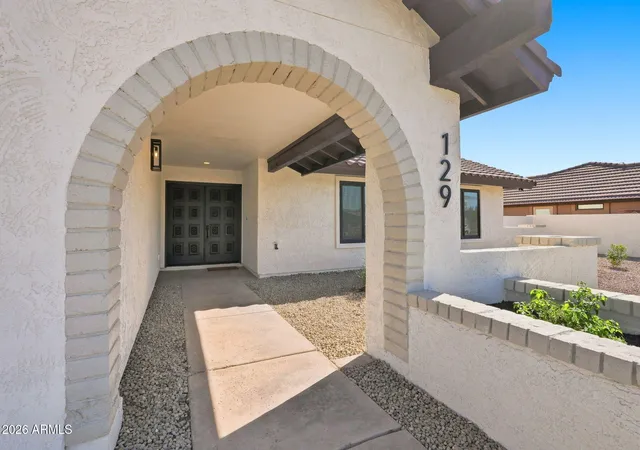 Photo 4 of Sale Pending at 129 E Citation Ln, Tempe, AZ 85284 | MLS# 7077239 | Listing updated on 2026-09-18