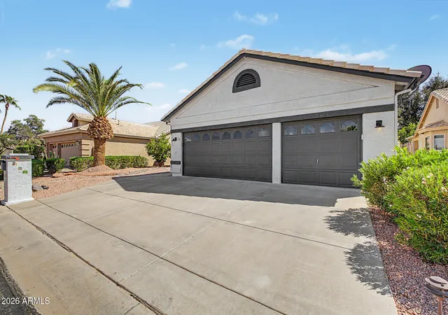 Photo 3 of Single family home for sale at 9525 E Champagne Dr, Sun Lakes, AZ 85248 | MLS# 7078700 | Listing updated on 2026-09-13