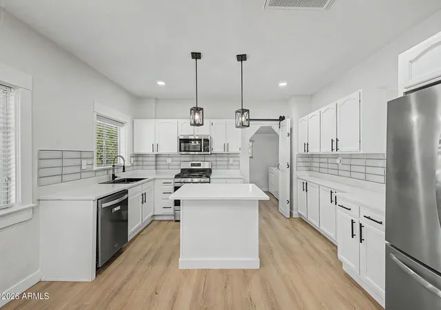 Photo 2 of Single family home for sale at 2037 N Mitchell St, Phoenix, AZ 85006 | MLS# 7078394 | Listing updated on 2026-09-20