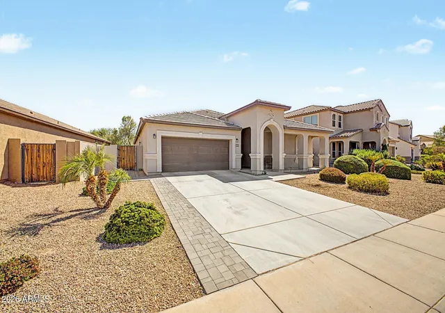 Photo 3 of Single family home for sale at 18343 N Crestview Ln, Maricopa, AZ 85138 | MLS# 7077503 | Listing updated on 2026-09-10