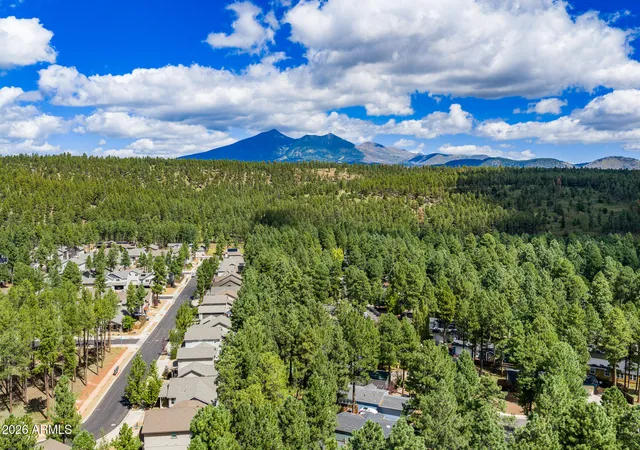 Photo 33 of Manufactured home for sale at 2461 W Coronado Ave, Flagstaff, AZ 86001 | MLS# 7077244 | Listing updated on 2026-10-04