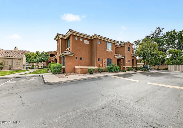 Townhouse for sale at 955 E Knox Rd #109, Chandler, AZ 85225 | MLS# 7085385 | Listing updated on 2026-10-02