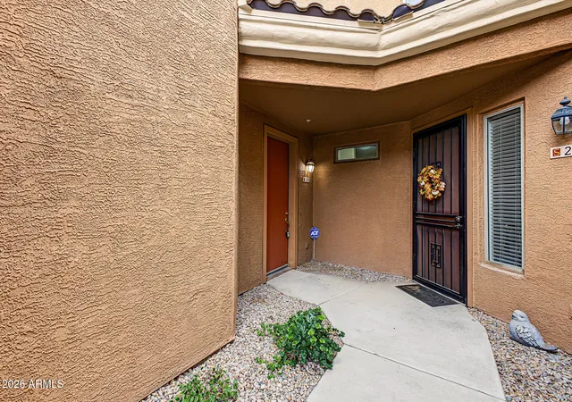 Photo 2 of Townhouse for sale at 955 E Knox Rd #109, Chandler, AZ 85225 | MLS# 7085385 | Listing updated on 2026-10-02