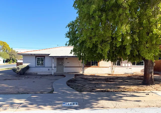 Photo 1 of Sale Pending at 1002 E Vermont Ave, Phoenix, AZ 85014 | MLS# 7077681 | Listing updated on 2026-09-19