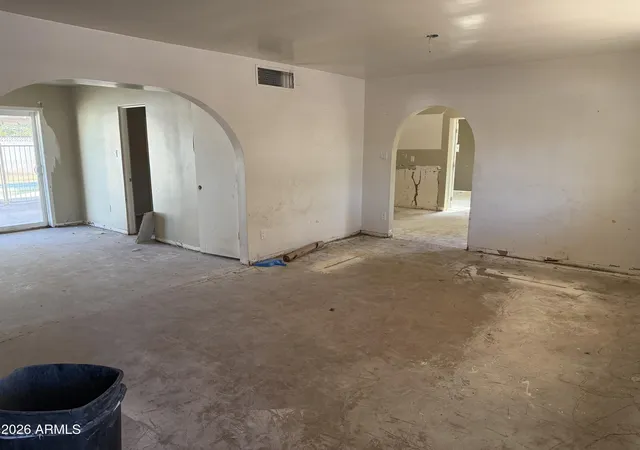 Photo 3 of Sale Pending at 1002 E Vermont Ave, Phoenix, AZ 85014 | MLS# 7077681 | Listing updated on 2026-09-19