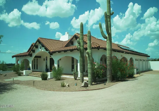 Photo 2 of Single family home for sale at 4932 E Greasewood St, Apache Junction, AZ 85119 | MLS# 7077299 | Listing updated on 2026-09-14