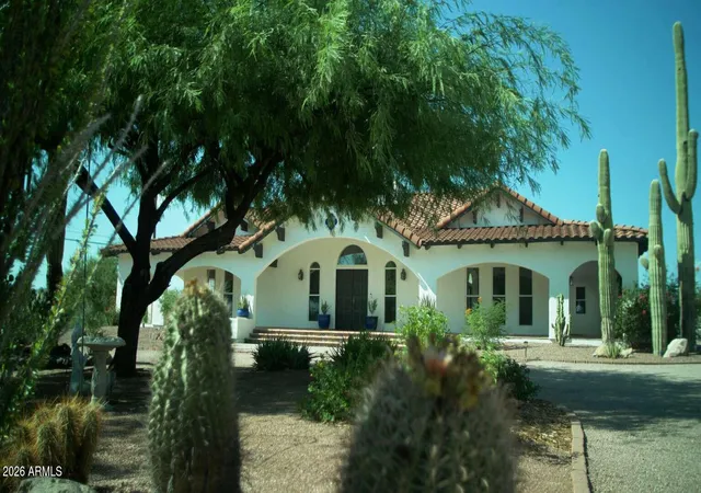 Photo 4 of Single family home for sale at 4932 E Greasewood St, Apache Junction, AZ 85119 | MLS# 7077299 | Listing updated on 2026-09-14