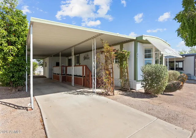 Photo 2 of Manufactured home for sale at 2523 E Contention Mine Rd #21, Phoenix, AZ 85032 | MLS# 7081517 | Listing updated on 2026-10-01