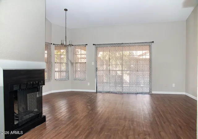 Photo 2 of Townhouse for sale at 6550 N 47th Avenue #226, Glendale, AZ 85301 | MLS# 7077356 | Listing updated on 2026-09-11