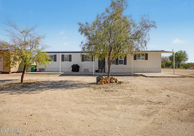 Photo 1 of Sale Pending at 13297 N Hettick Ln, Florence, AZ 85132 | MLS# 7077397 | Listing updated on 2026-09-28