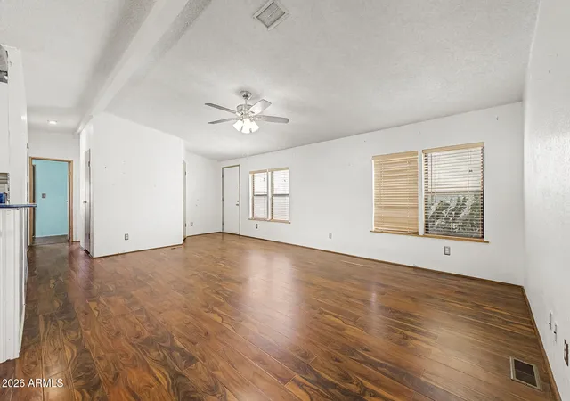 Photo 4 of Manufactured home for sale at 3500 S Tomahawk Rd #LOT 183, Apache Junction, AZ 85119 | MLS# 7078456 | Listing updated on 2026-09-14