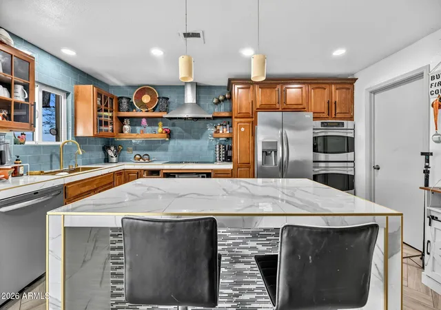 Photo 3 of Single family home for sale at 3010 W Villa Rita Dr, Phoenix, AZ 85053 | MLS# 7078038 | Listing updated on 2026-09-22